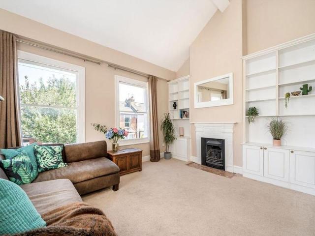 Apartment for rent in London Borough of Hammersmith and Fulham, Greater London