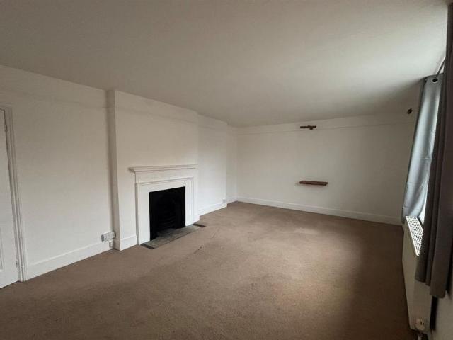 Apartment for rent in Midhurst, Chichester