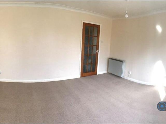 Apartment for rent in Horns Cross, Rother