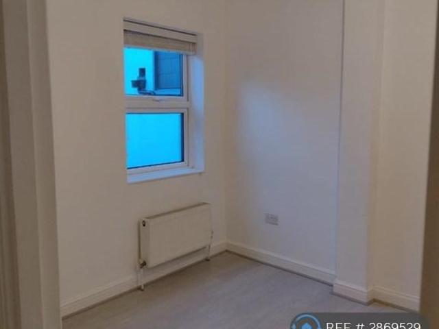 Flat for rent in East Dulwich, Isle Of Man