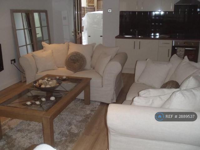 Apartment for rent in Avenham, Higher Bartle