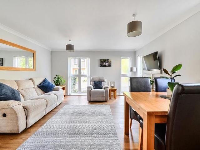 Apartment for rent in Stoke Common, Eastleigh