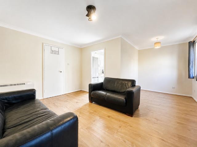Apartment for rent in Slough