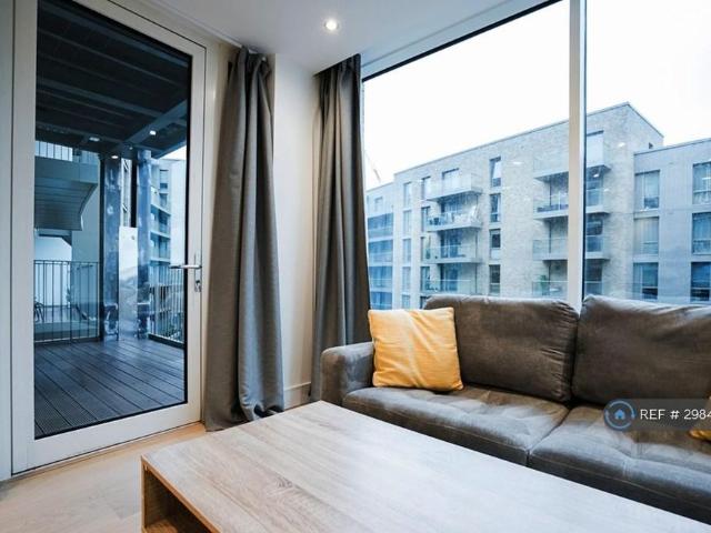 Apartment for rent in Yiewsley, Greater London