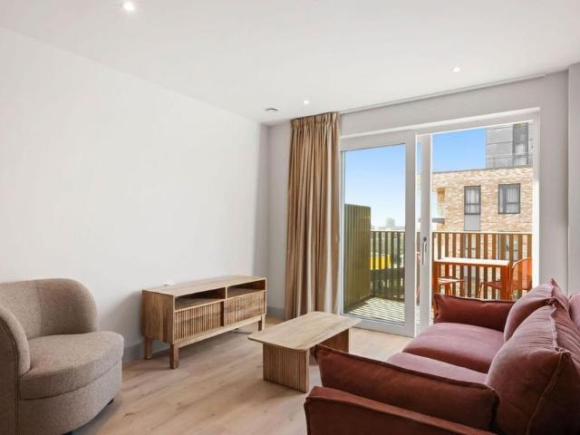 Apartment for rent in The Hyde, Greater London