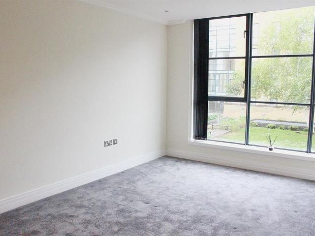 Apartment for rent in London Borough of Hounslow, Greater London