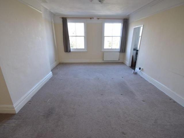 Apartment for rent in Upperton, Eastbourne