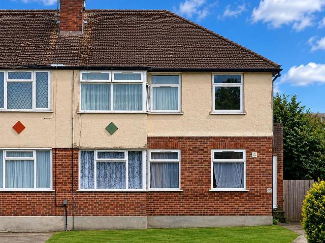 Flat for rent in Greater London
