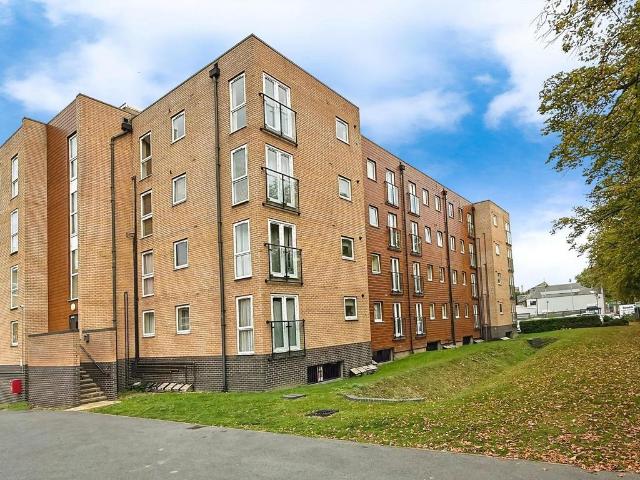 Flat for rent in Bede Island, Old Wharf