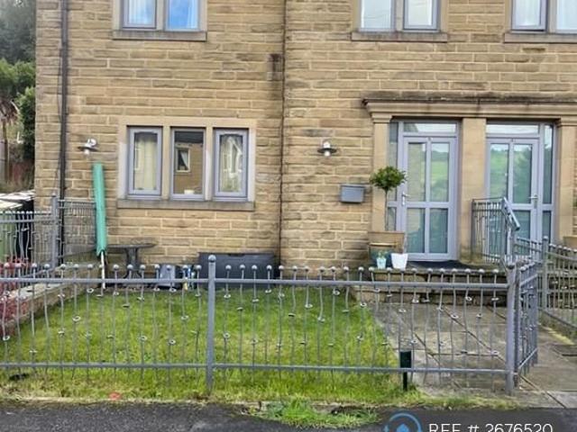 Apartment for rent in Highfields, Huddersfield