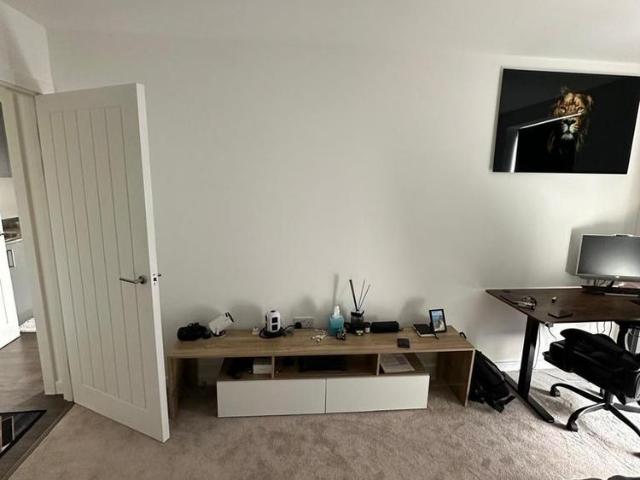 Apartment for rent in Stone, Monks Orchard