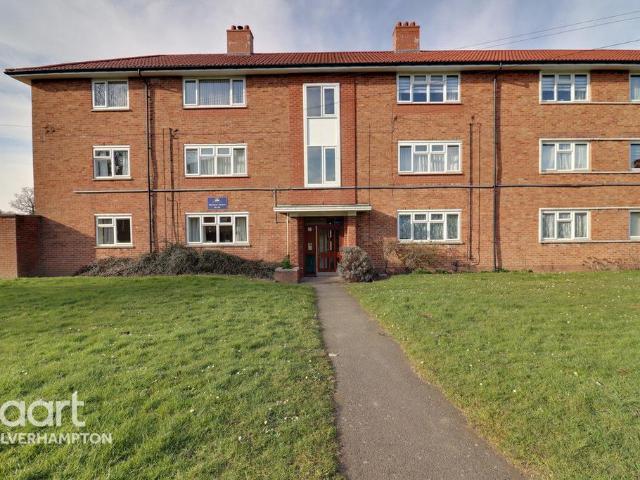 Flat for rent in Merryhill, West Midlands