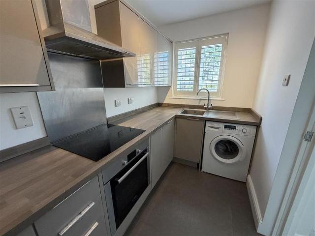 Apartment for rent in Highams Park, Greater London