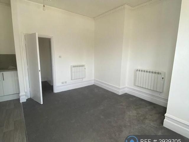 Apartment for rent in Eastbourne, East Sussex