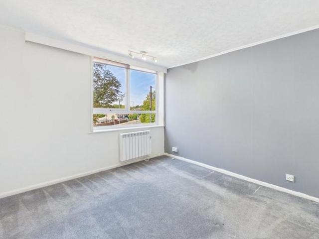 Apartment for rent in St Marks, Maidenhead