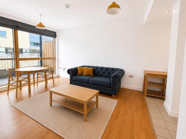 Flat for rent in City Centre, Georgia