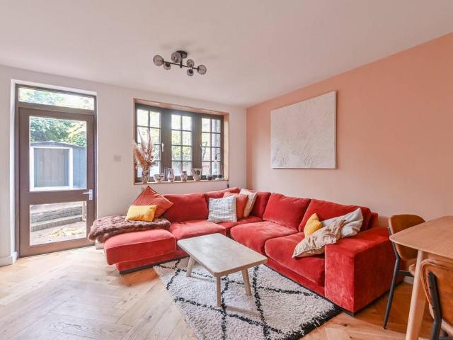 Flat for rent in Highbury, Isle Of Man