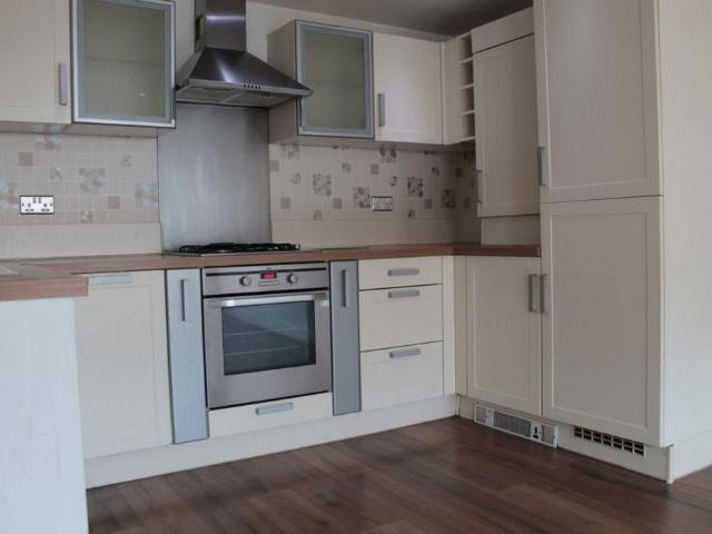 Apartment for rent in Red Hill, Surrey