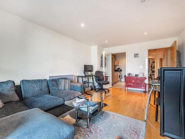 Apartment for rent in Vauxhall, Greater London