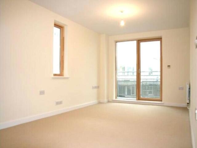 Apartment for rent in Old Ford, Bow