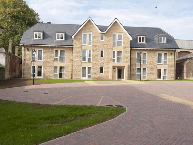 Flat for rent in Low Harrogate, Harrogate