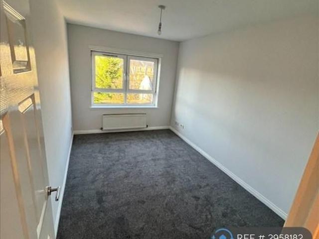 Apartment for rent in Castlehead, Glenburn
