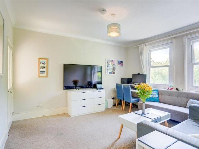 Apartment for rent in Brunswick, Hove