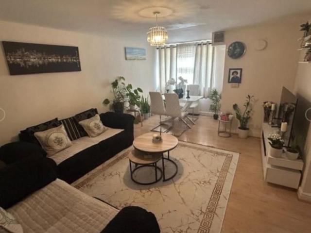 Apartment for rent in Glyndon, Shooters Hill