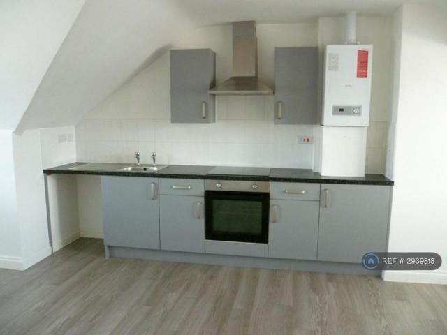 Apartment for rent in Pokesdown, Bournemouth