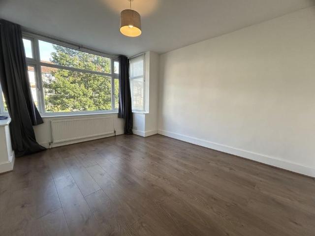 Apartment for rent in London Borough of Barnet, Greater London
