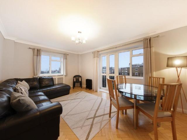 Flat for rent in St. John's Wood, Isle Of Man