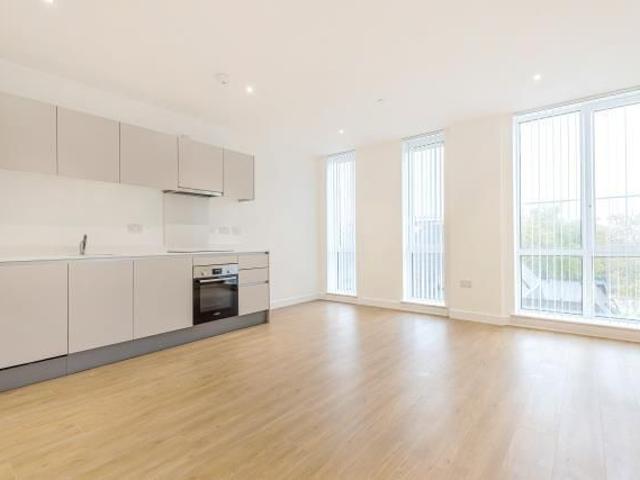 Apartment for rent in The Close, Hampshire