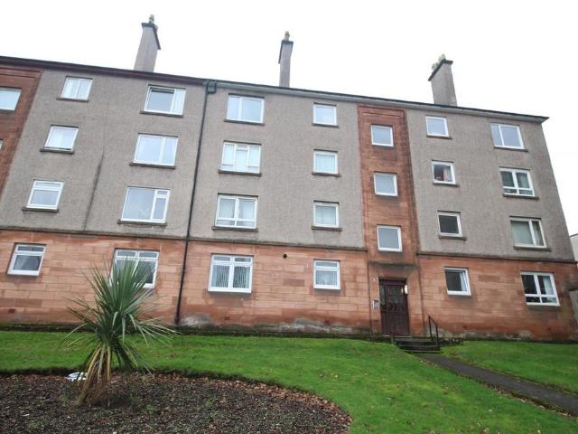 Flat for rent in Cardwell Bay, Gourock