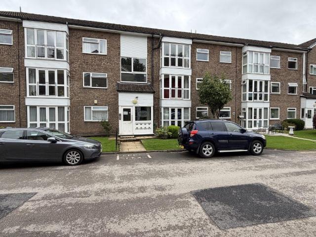 Flat for rent in Ramsbottom, Bury