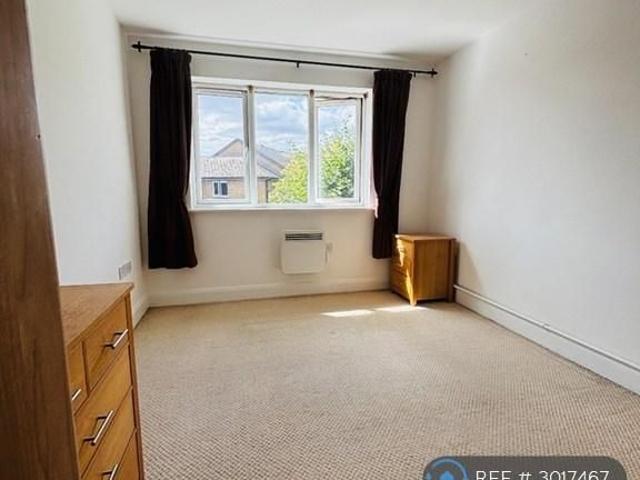Apartment for rent in Slough