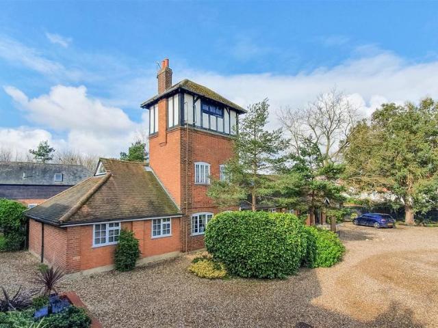 Flat for rent in Colliers End, Hertfordshire