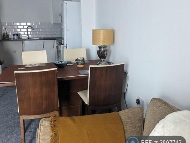 Apartment for rent in The Polygon, City Of Southampton