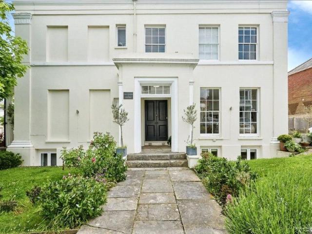 Apartment for rent in Oakfield, Ryde