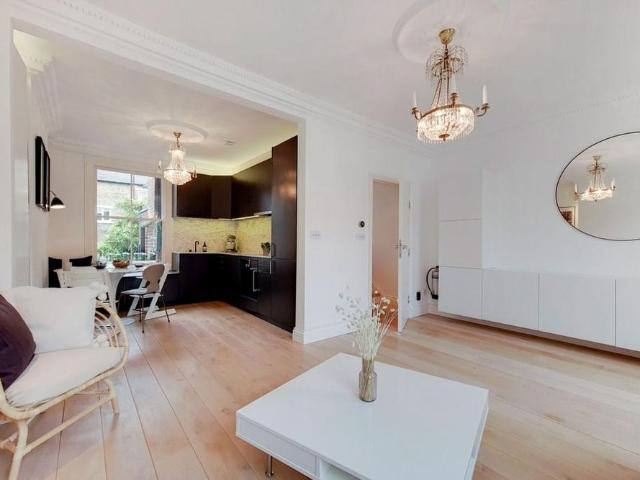 Apartment for rent in South Hackney, Greater London