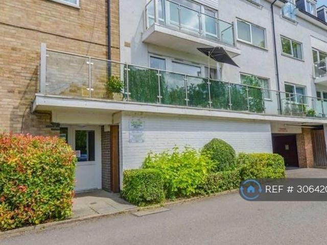 Flat for rent in Radlett, Hertsmere