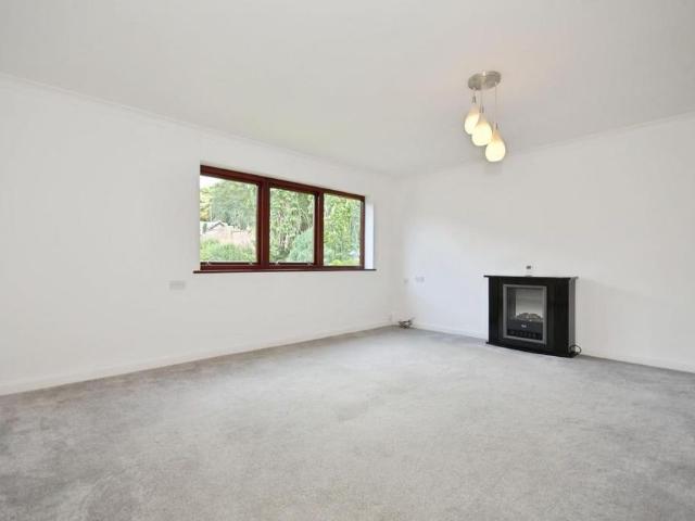 Apartment for rent in Loundsley Green, East Midlands