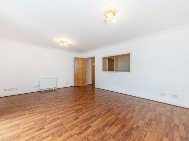 Apartment for rent in Chalk Farm, Cat Hill
