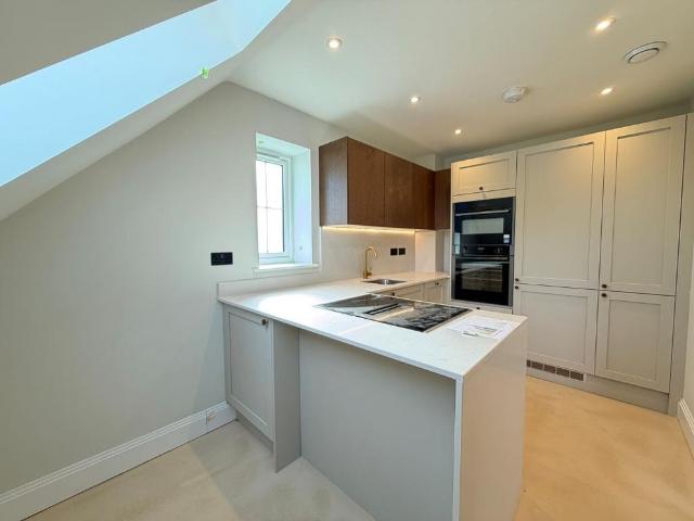 Apartment for rent in Hillview, Surrey