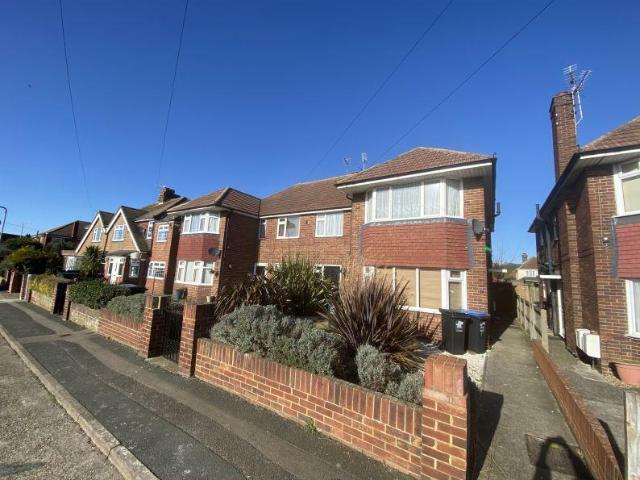 Flat for rent in East Cliff, Acol