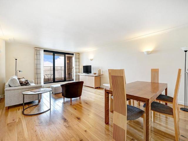 Flat for rent in South Kensington, Isle Of Man