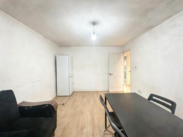 Apartment for rent in London Borough of Harrow, Greater London