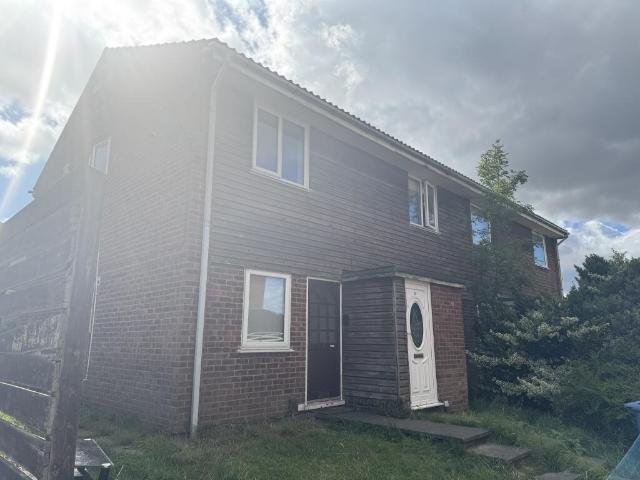 Flat for rent in Potters Corner, East Midlands