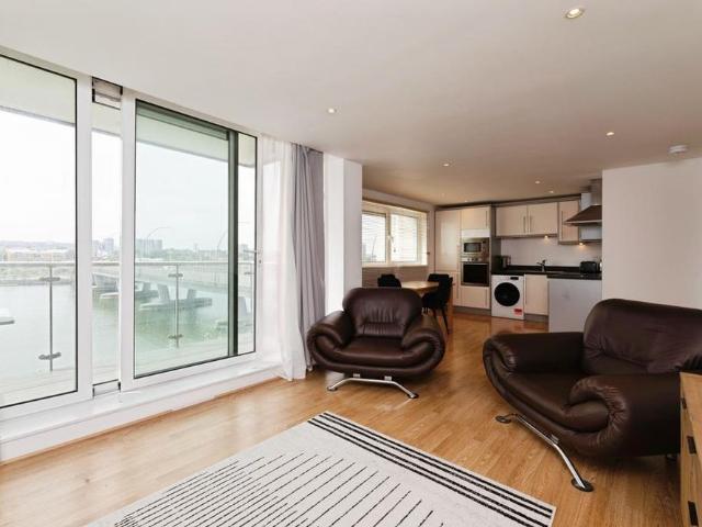Apartment for rent in Reach, Greater London