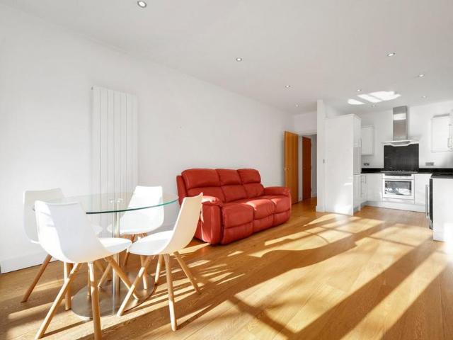 Apartment for rent in Archway, Greater London