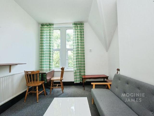 Apartment for rent in Penylan, Falcon Lodge